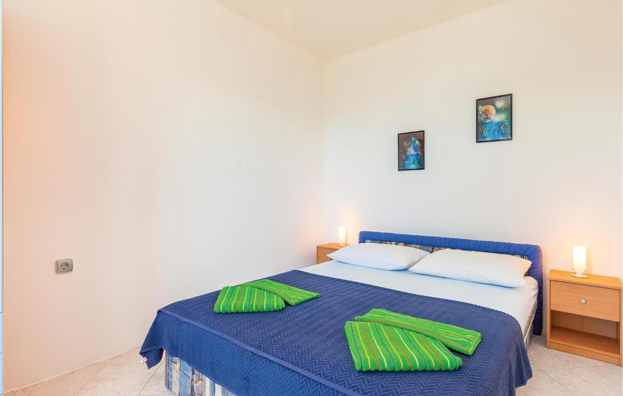 Beautiful Apartment In Crikvenica With Kitchen Екстер'єр фото