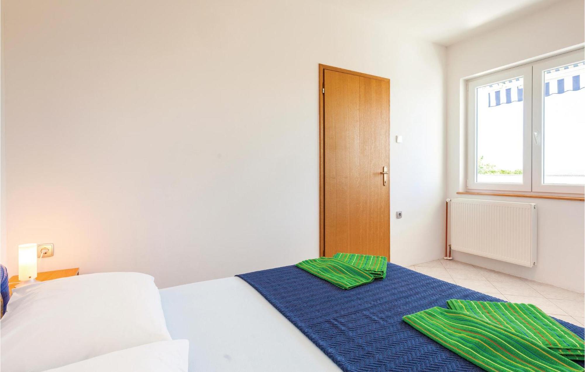 Beautiful Apartment In Crikvenica With Kitchen Екстер'єр фото