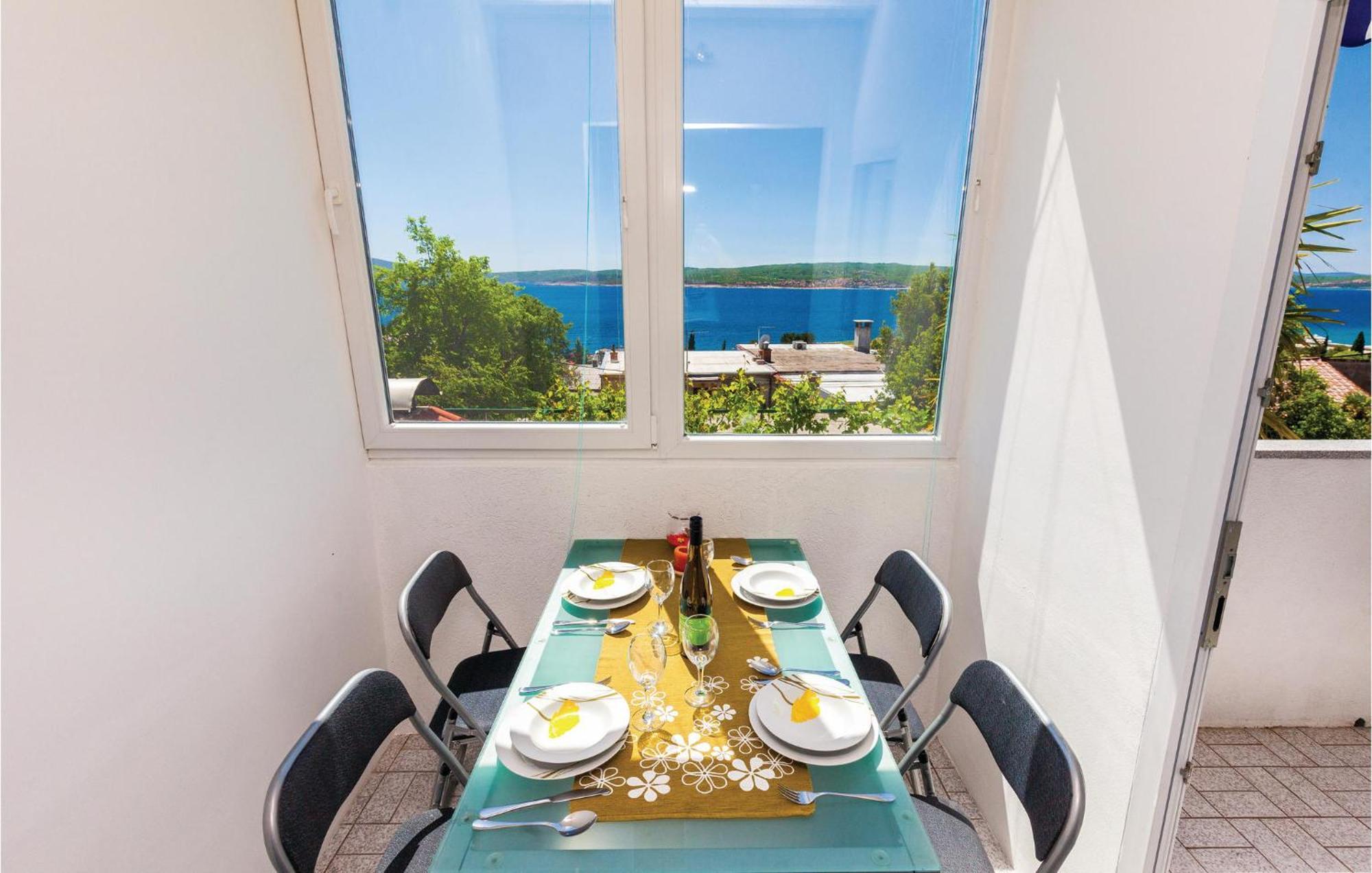 Beautiful Apartment In Crikvenica With Kitchen Екстер'єр фото