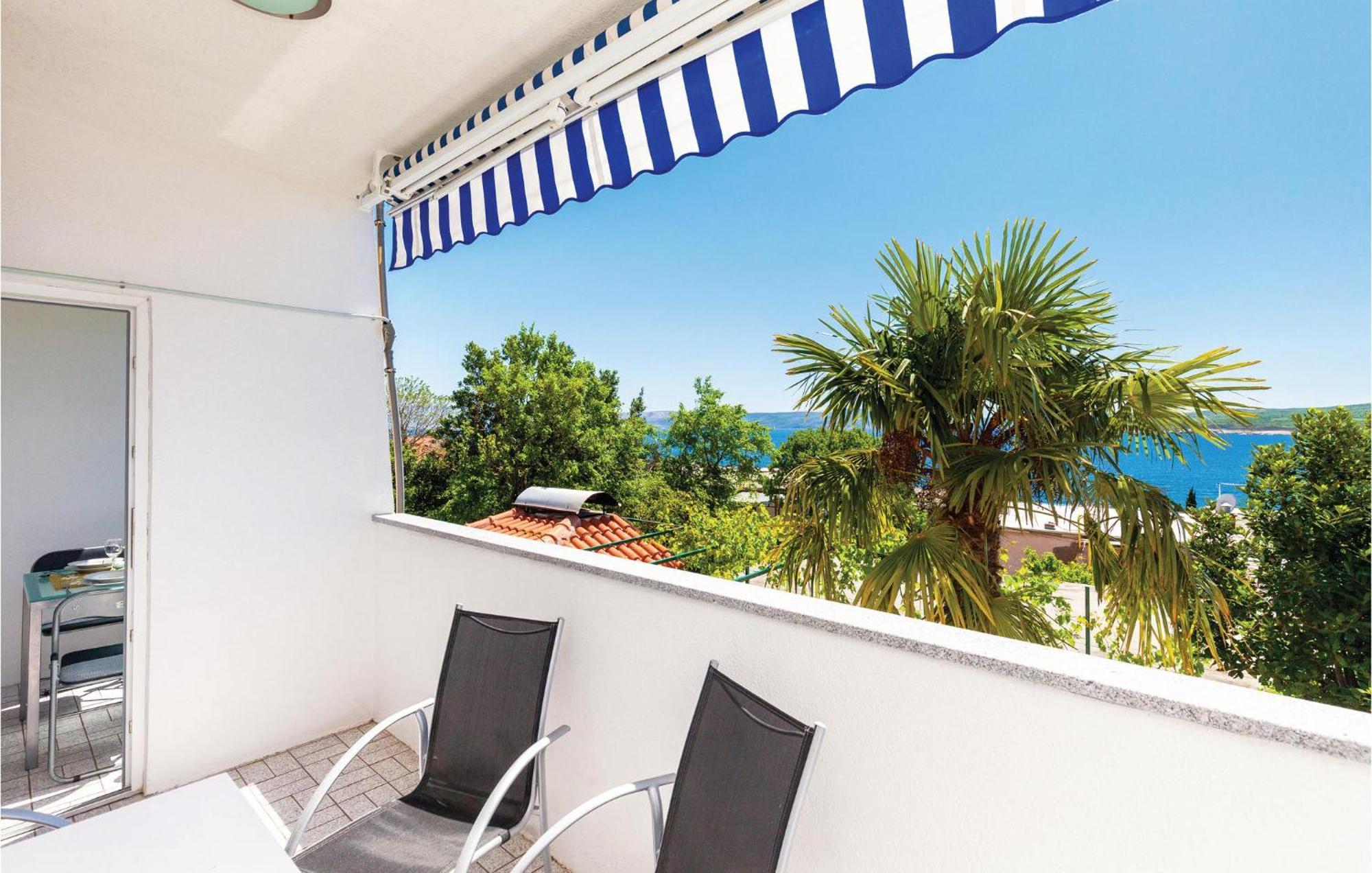 Beautiful Apartment In Crikvenica With Kitchen Екстер'єр фото