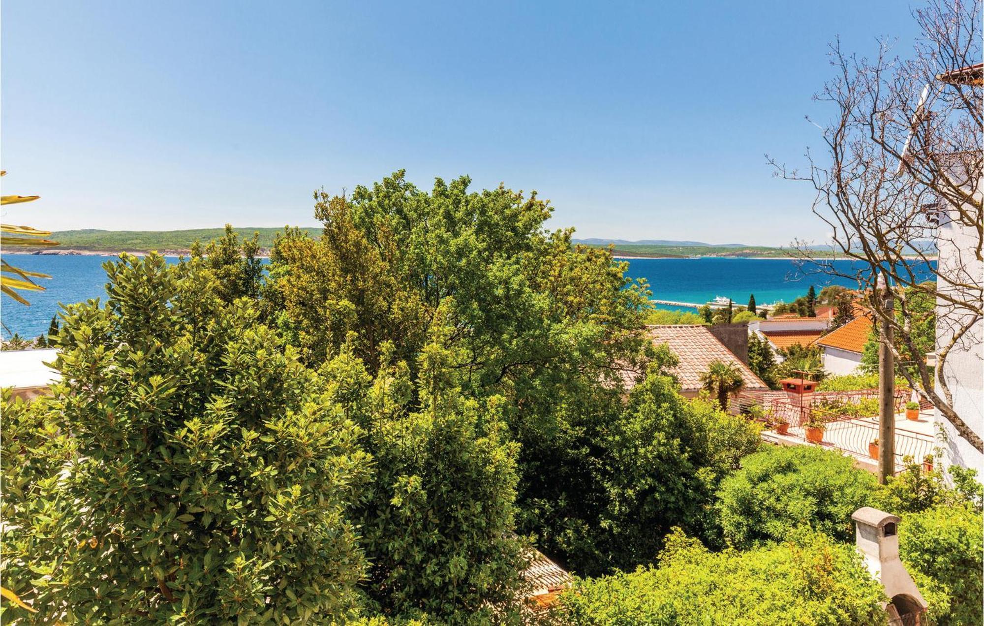 Beautiful Apartment In Crikvenica With Kitchen Екстер'єр фото
